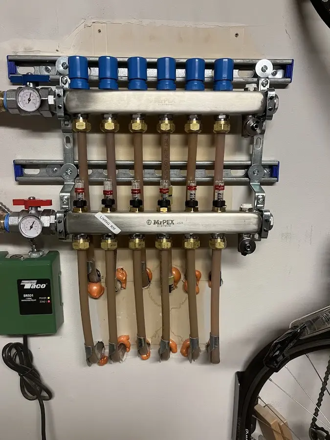 Plumber performing Gas Leak Detection at a residential property in Hanford